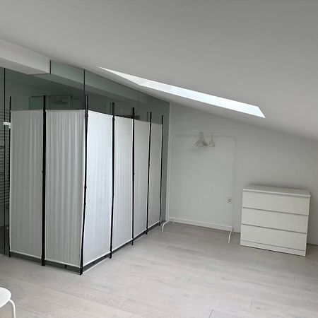 Black & White Apartments Rozna Dolina Ljubljana Dış mekan fotoğraf